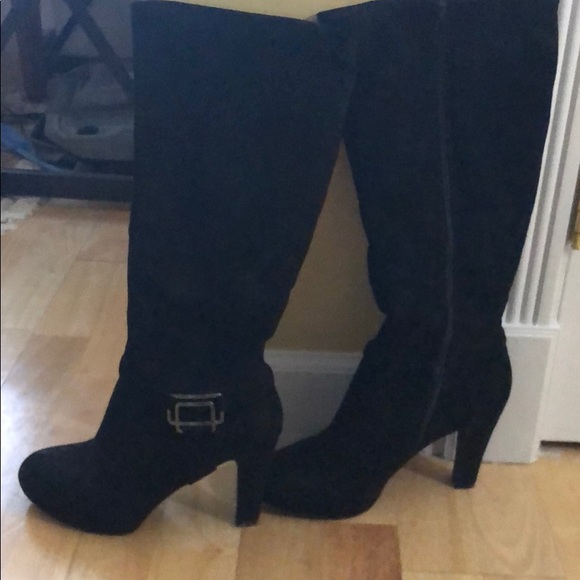 Shoes - Black boots size 9M